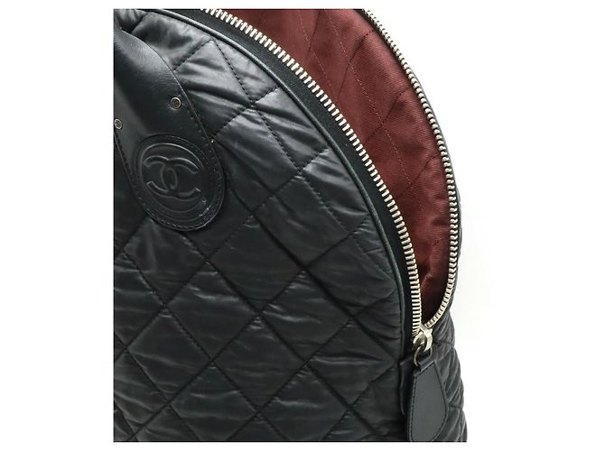 Borsa Boston in pelle Coco Cocoon di Chanel Nero Bordò - vista 6