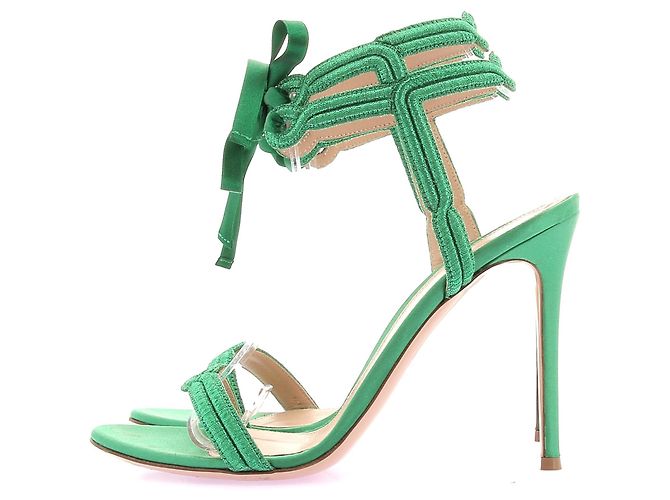 Gianvito Rossi Sandali con tacco in pelle verde iridescente - vista 3