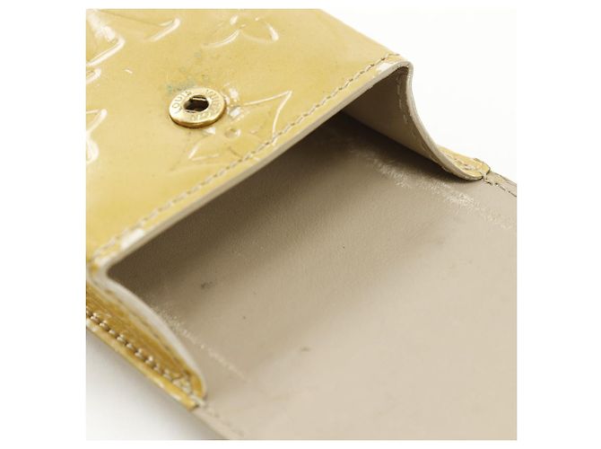 Louis Vuitton Monogram Vernis Cigarette Case M91048 Beige - view 8