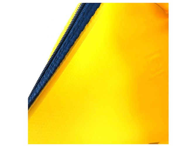 Giacca sportiva vintage Chanel gialla blu navy 36 Giallo - vista 5