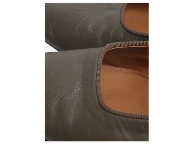 Autre Marque Olivegrüne Mary Jane Ballerinas - Größe EU 41 - Ansicht 5