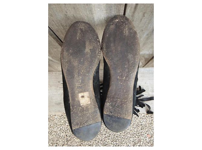 Botines Gucci Negros de Ante con Flecos - vista 5