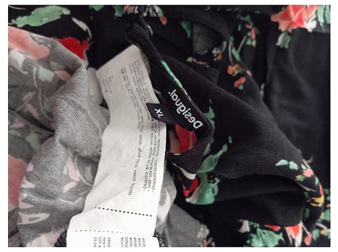 Langes schwarzes Blumenkleid Größe XL Desigual - Ansicht 4