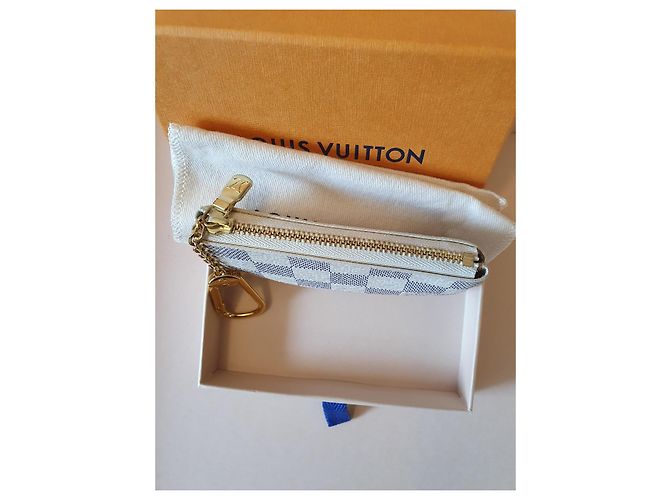 Louis Vuitton Azur Key Case White - view 6
