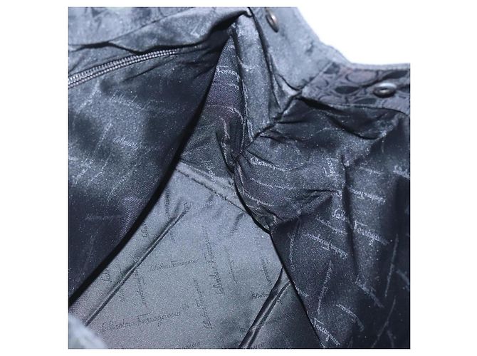 Borsa Tote Gancini in tela nera e argento di Salvatore Ferragamo Auth BA3107 Nero - vista 16