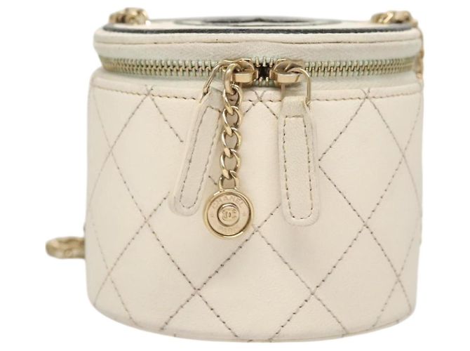 CHANEL Borsa a Spalla Matelassé in Pelle Bianca Oro CC Auth 126060 Bianco D'oro - vista 2