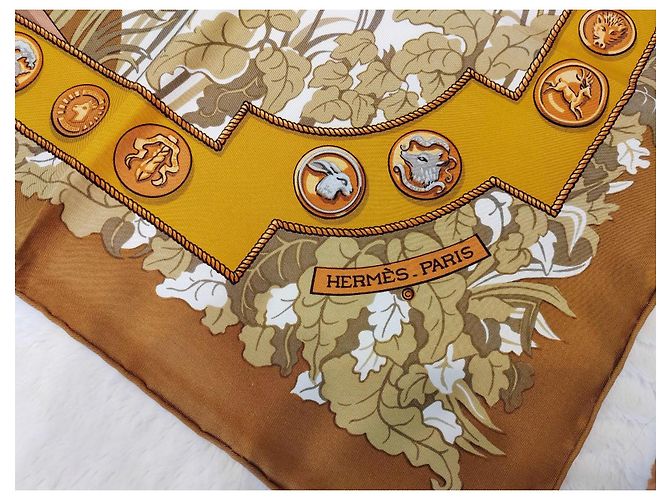 Constance Hermès A Estreia Marrom - vista 7