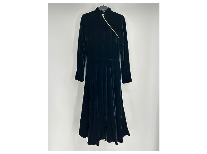 Alaïa Samtkleid in Grün mit langen Ärmeln - Ansicht 3