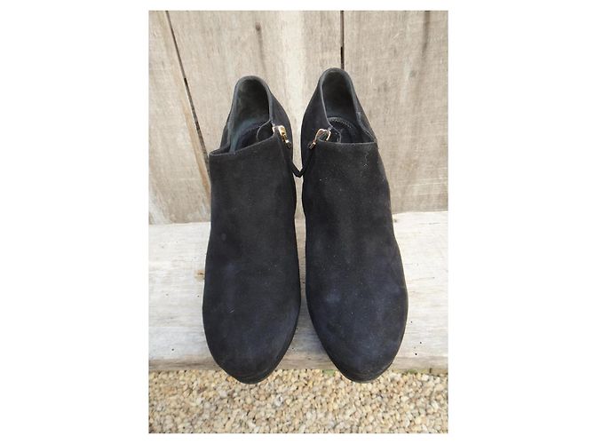 Stivaletti Yves Saint Laurent Palais Booties in camoscio nero - vista 4