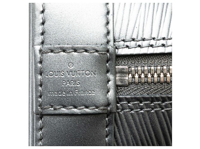 Louis Vuitton Alma BB in Epi Argento - vista 5