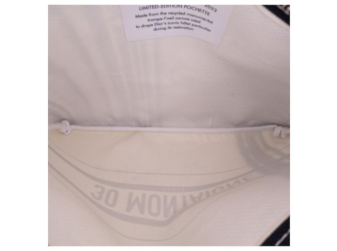 Dior Edizione Limitata Bianca Bilum Trompe Loeil Canvas 30 Montaigne Pochette Bianco Bianco sporco - vista 4