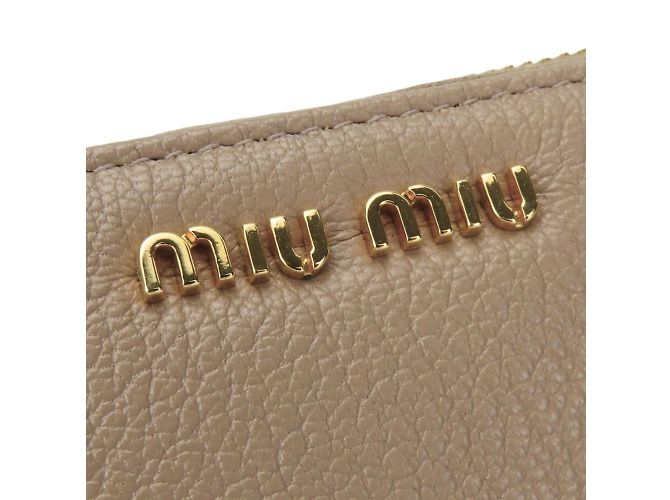 Cartera Larga Miu Miu en Beige Rosa - vista 4
