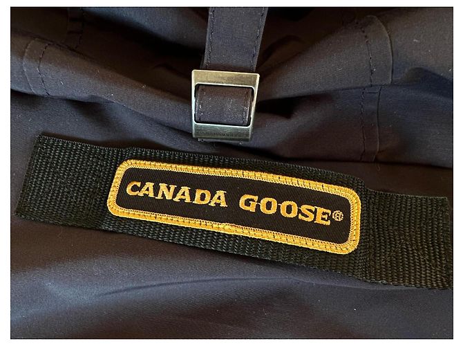 Canada Goose Langford Parka Navy Blue Size XS / S Down Coat - view 18