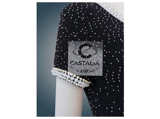 CHANEL Schwarzes Couture-Perlenkleid mit Kameliabrosche 40 FR - Ansicht 16