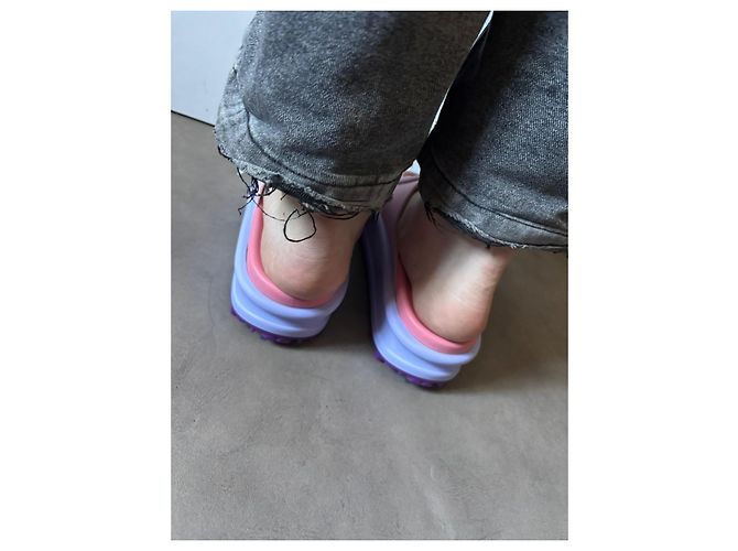 Sandali con zecca Gucci rosa blu viola gomma Porpora - vista 6