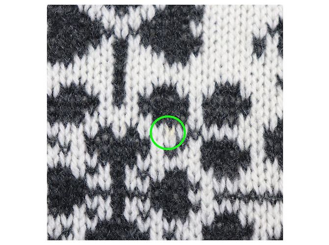 Chanel Kaschmirpullover, Herz-Klee-Muster, Rundhals, Größe 36 Weiß - Ansicht 4