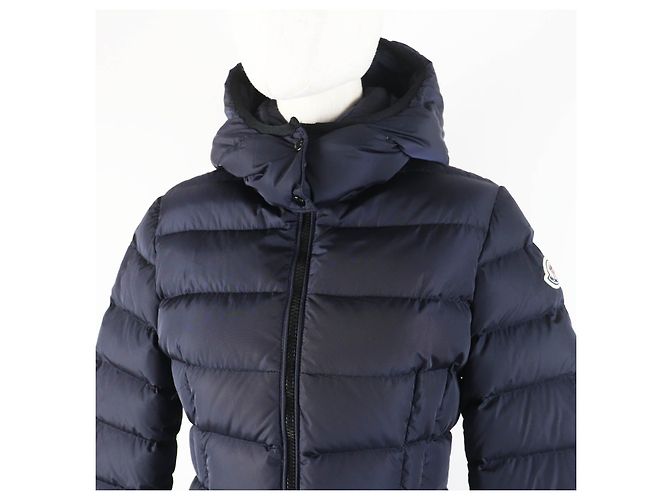 Moncler CHARPAL Abrigo Largo de Plumas con Capucha de Nylon para Mujeres Azul Azul marino - vista 2
