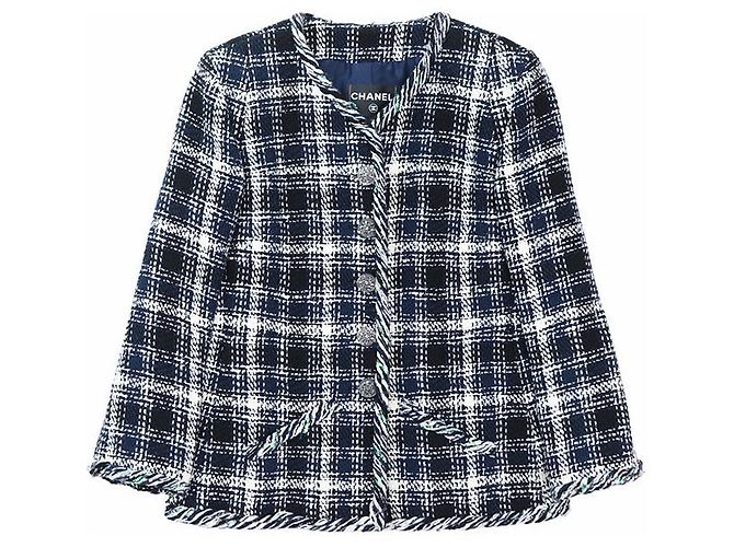 Chaqueta de tweed Chanel con botones Coco Mark Multicolor - vista 11