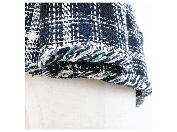 Chaqueta de tweed Chanel con botones Coco Mark Multicolor - vista 17
