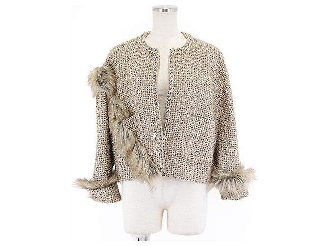 Giacca Chanel senza collo in tweed e ecopelliccia glitterata D'oro - vista 11