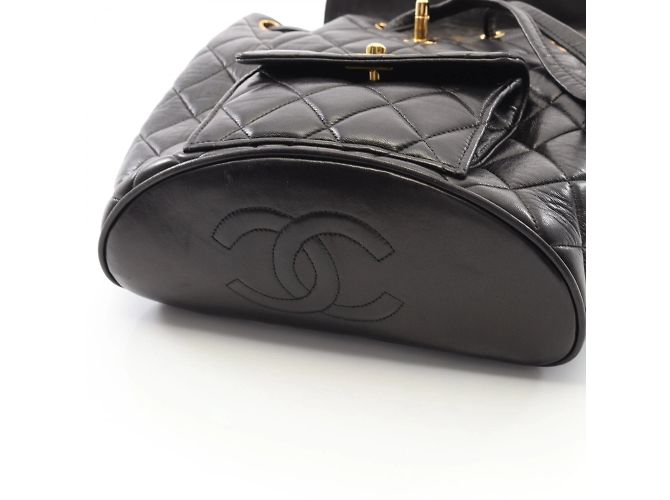 Timeless Chanel Matelassé Rucksack aus schwarzem Lammleder - Ansicht 8