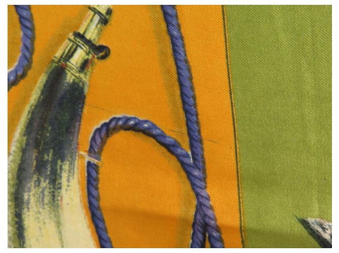Hermès BUFANDA HERMES LOS RIFLES DE LINARES 1961 1ª EDICIÓN CUADRADA 90 SEDA Caqui - vista 9