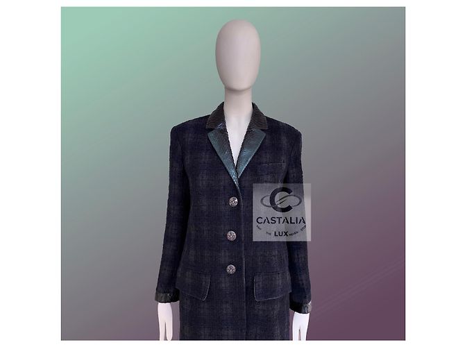 Chanel Paris / Edinburgh Relic Tartan Tweed Jacket Multiple colors - view 2