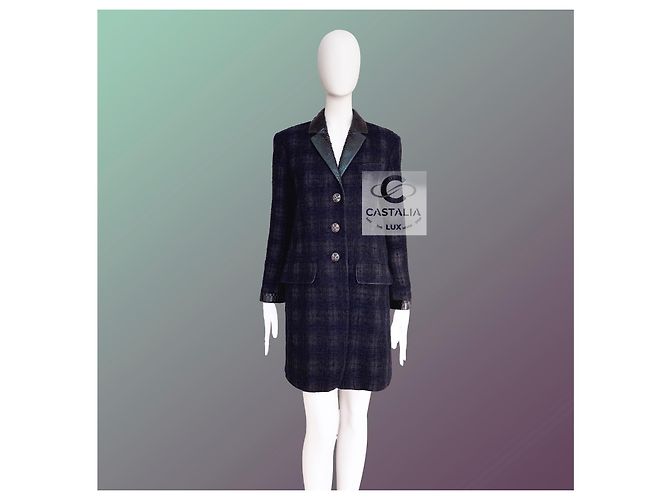 Chanel Paris / Edinburgh Relic Tartan Tweed Jacket Multiple colors - view 3