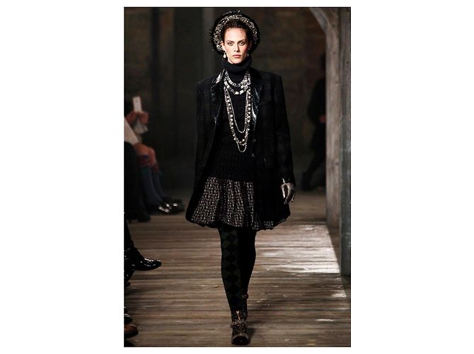 Chanel Paris / Edinburgh Relic Tartan Tweed Jacket Multiple colors - view 6