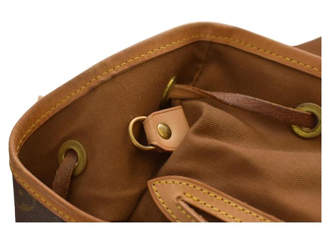 Zaino Montsouris Monogram Louis Vuitton in tela monogram marrone e naturale - vista 16