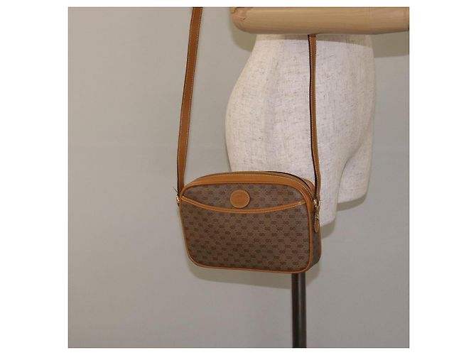 Gucci Borsa a Spalla Micro GG Supreme PVC Beige Oro 007 904 0095 Auth BA3014 D'oro - vista 24