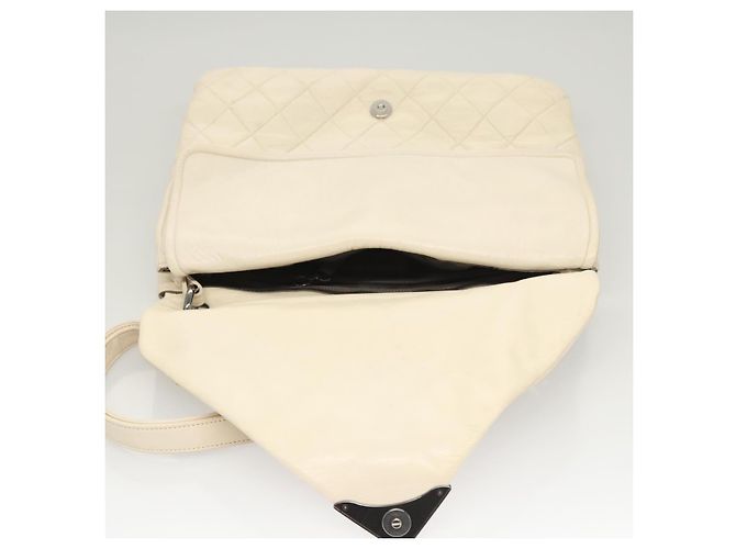CHANEL Borsa a Spalla Matelassé in Pelle di Agnello Bianca CC Auth 126364 Bianco - vista 19