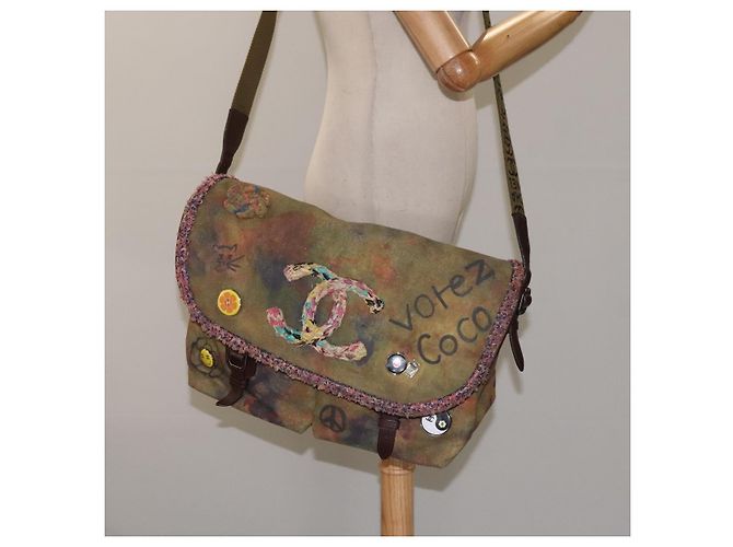 Borsa a spalla CHANEL ricamo graffiti in tela di pelle khaki CC Auth 121519SV Cachi - vista 24