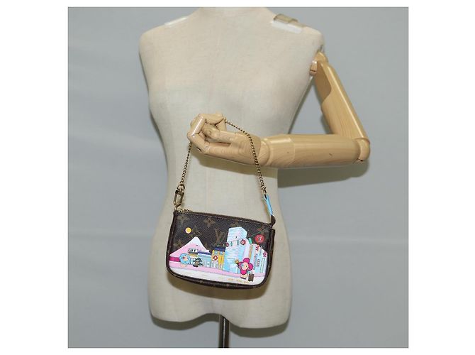 LOUIS VUITTON Monogram Vivienne Mini Pochette Accessoires M81637 LV Auth ac3839M - view 23