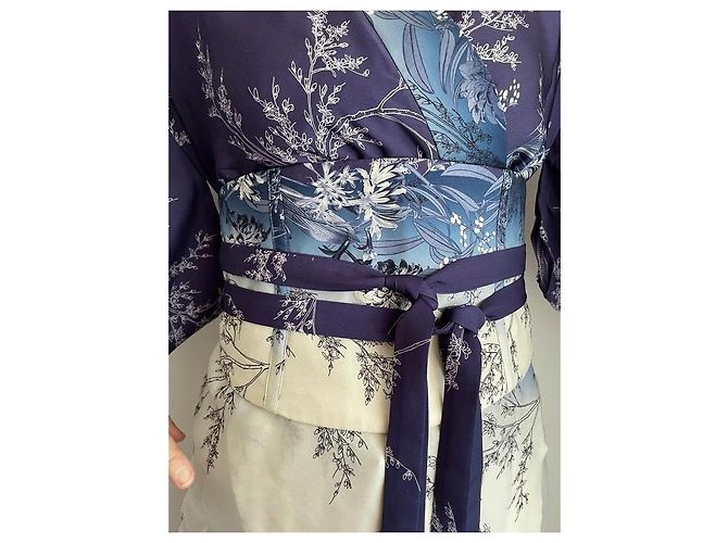 Autre Marque Kimono + Cinturón Obi de Seda Impresa Blanco Azul - vista 2