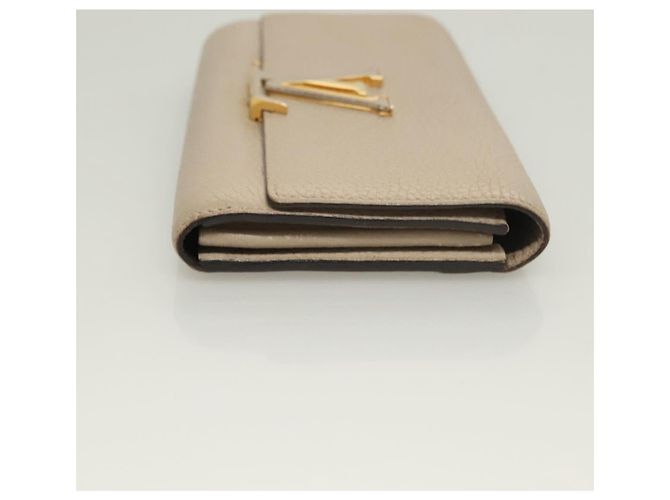 Louis Vuitton Capucines - vista 3