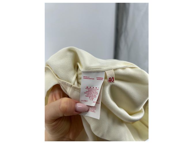 Marni T-Shirt aus Viskose in Ecru Beige - Ansicht 6