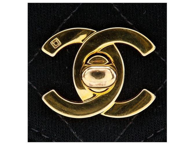 Bolsa de Ombro Matelassé Chanel Preto - vista 17