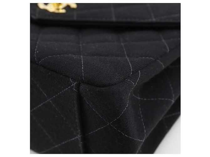 Bolsa de Ombro Matelassé Chanel Preto - vista 5