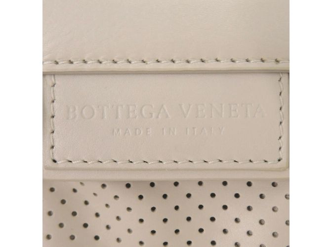 Borsa a Spalla in Pelle Leggero di Bottega Veneta - vista 9