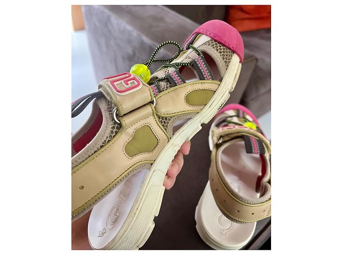 Sandali Gucci in pelle rosa - vista 9