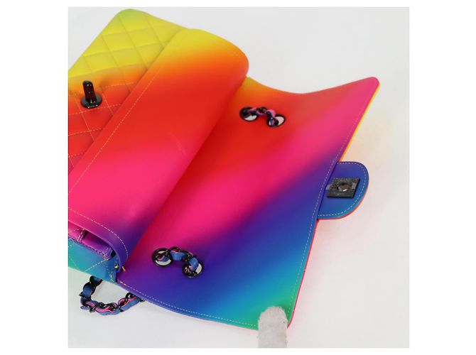 CHANEL Matelassé Schultertasche mit Kette aus Lammleder Rainbow CC Auth 122426SM - Ansicht 20