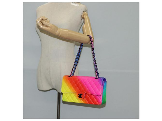 CHANEL Matelassé Schultertasche mit Kette aus Lammleder Rainbow CC Auth 122426SM - Ansicht 28