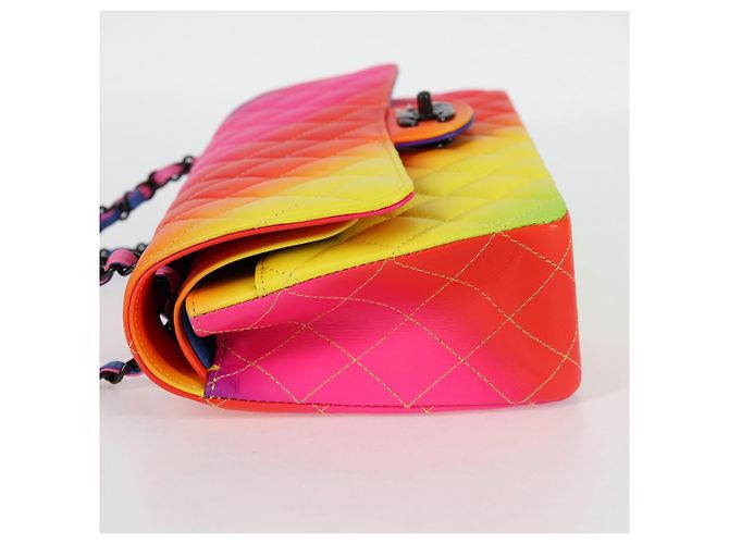 CHANEL Matelassé Schultertasche mit Kette aus Lammleder Rainbow CC Auth 122426SM - Ansicht 3
