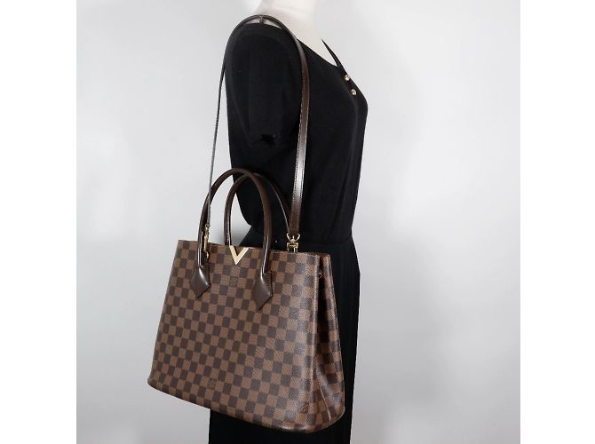 Borsa Louis Vuitton Kensington Marrone - vista 17