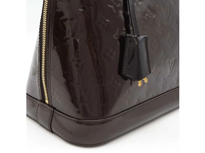 Borsa Alma MM in Monogram Vernis Louis Vuitton Bordò - vista 9