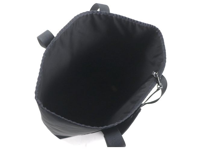 Céline Borsa Tote Verticale Hippo in Nylon da Trekking Celine Nero - vista 8