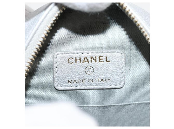 Bolsa de ombro Chanel 19 em couro de cordeiro com corrente dourada e prateada CC Auth fm4698M Prata Dourado - vista 21