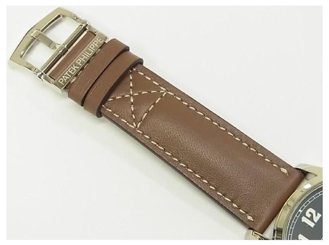 PATEK PHILIPPE Calatoraba Orologio da Viaggio Pilota Ref.5524G-001 Uomo - vista 13