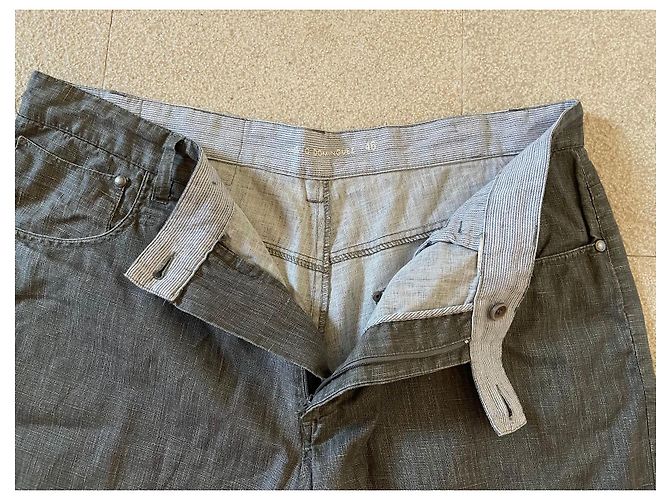 Bermuda in khaki oder militärgrün beschichtet Adolfo Dominguez Größe 46 - 48 - Ansicht 8